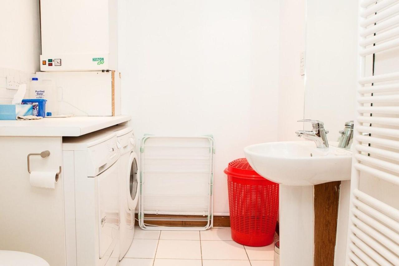 Spectacular Central 4-Bedroom Close To London Eye Exterior foto