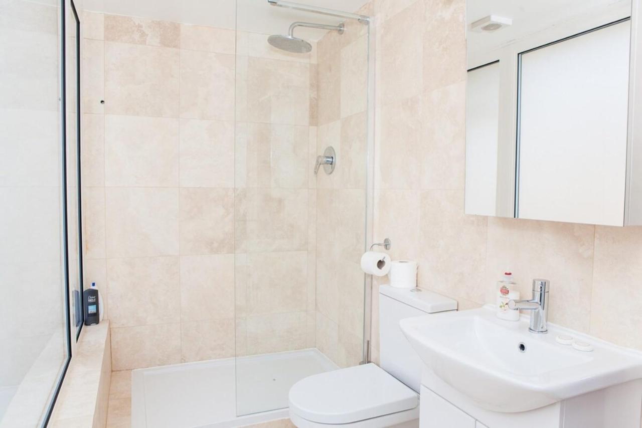 Spectacular Central 4-Bedroom Close To London Eye Exterior foto